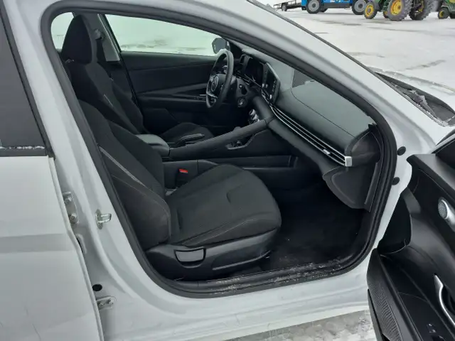 2021 Hyundai ELANTRA - Photo 24