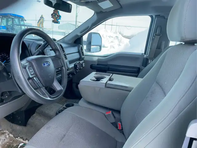 2017 Ford F-250 Super Duty - Photo 17