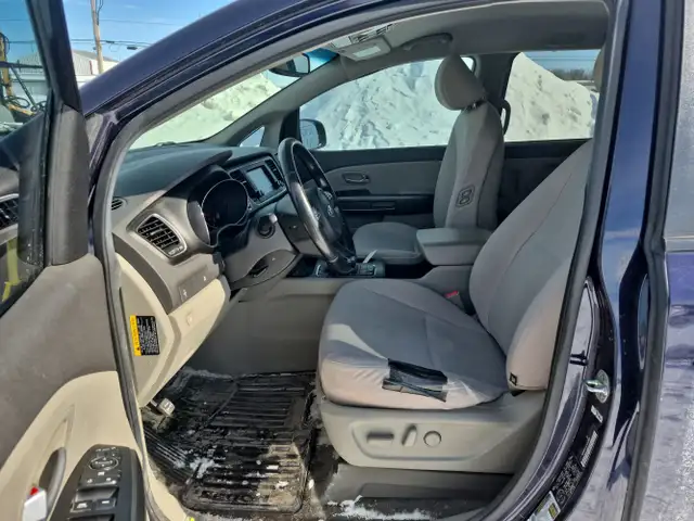 2018 Kia Sedona - Photo 13