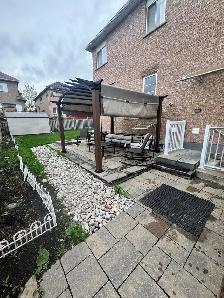 Beautiful 2 Bedroom Basement Apartment – Mississauga