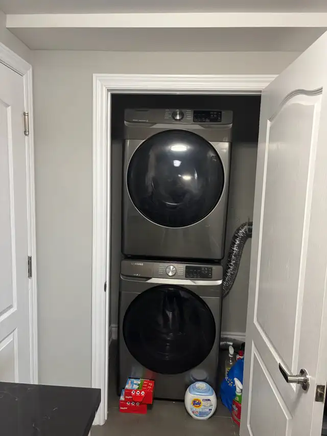 Beautiful 2 Bedroom Basement Apartment – Mississauga - Photo 4