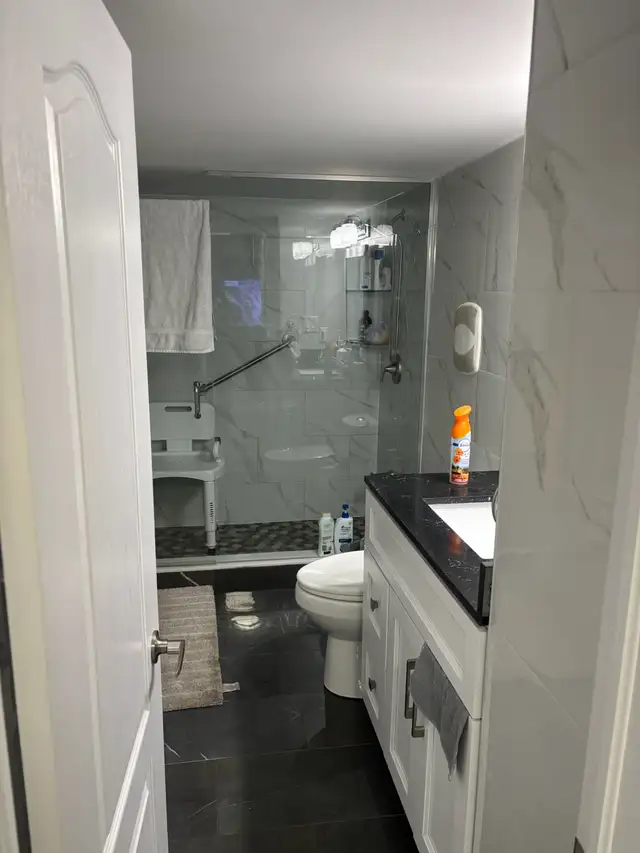 Beautiful 2 Bedroom Basement Apartment – Mississauga - Photo 7