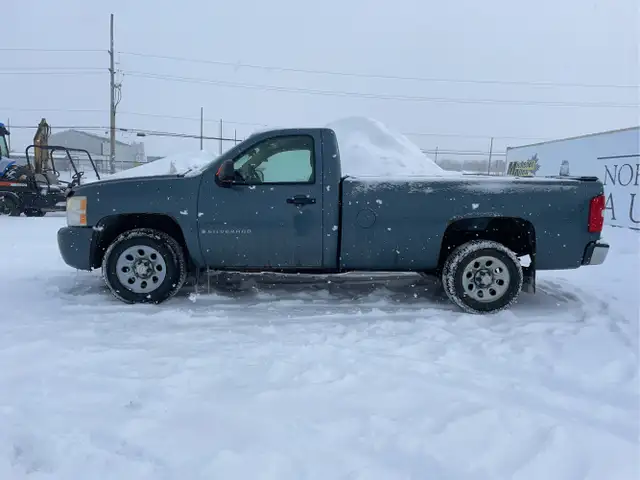 2007 Chevrolet Silverado 1500 - Photo 2