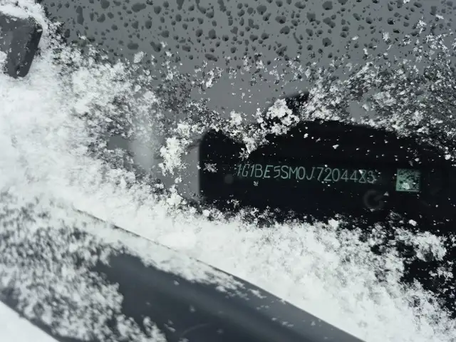 2018 Chevrolet Cruze - Photo 9