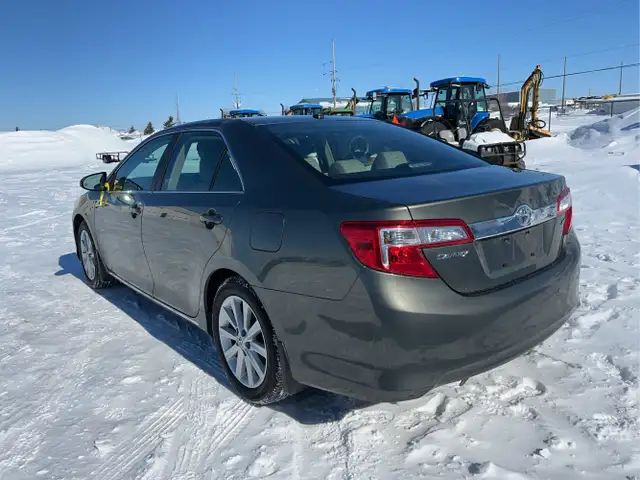 2012 Toyota Camry - Photo 6