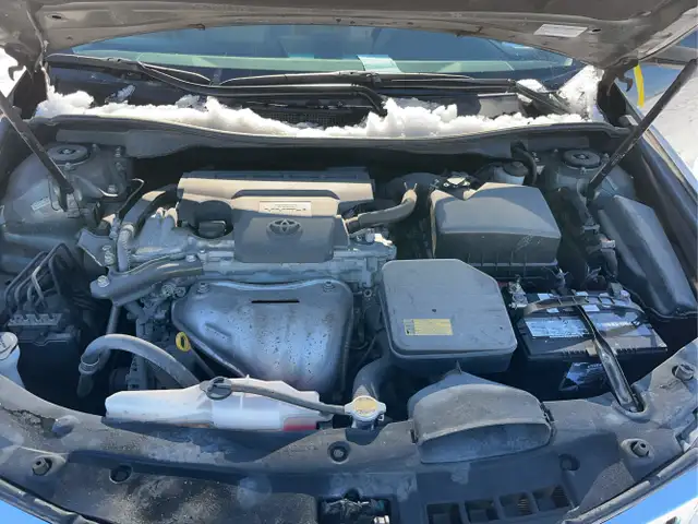 2012 Toyota Camry - Photo 15