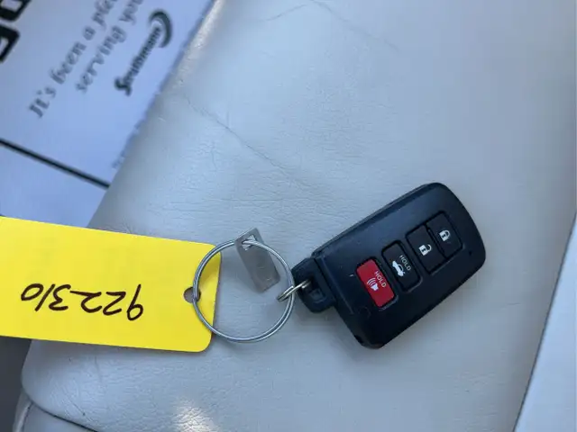 2012 Toyota Camry - Photo 20