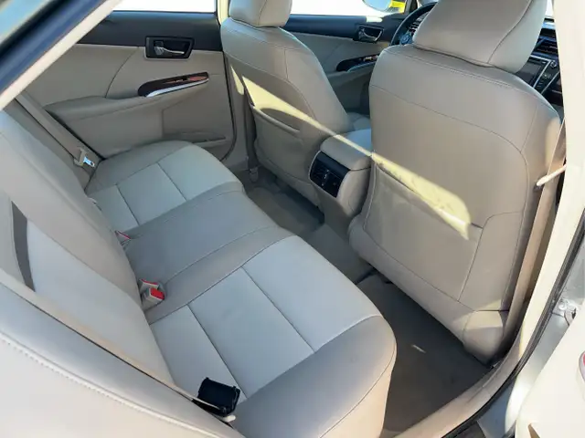 2012 Toyota Camry - Photo 29