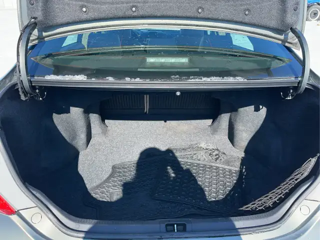 2012 Toyota Camry - Photo 32