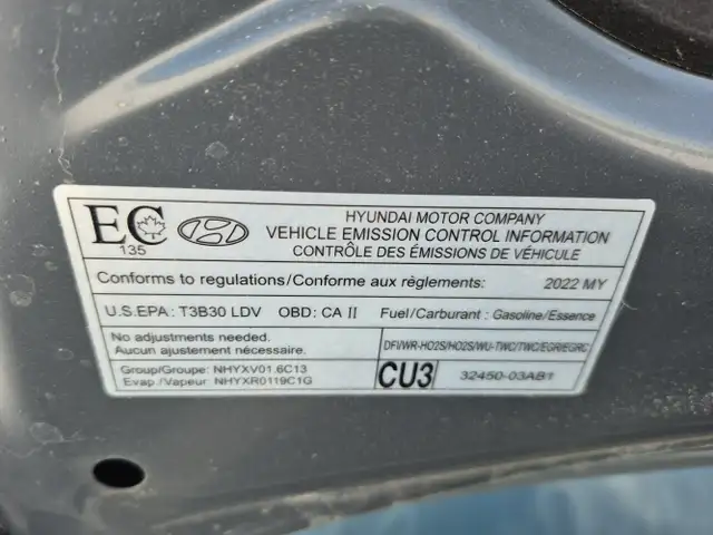 2022 Hyundai ELANTRA Hybrid - Photo 12