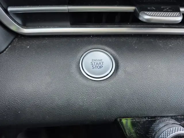 2022 Hyundai ELANTRA Hybrid - Photo 18