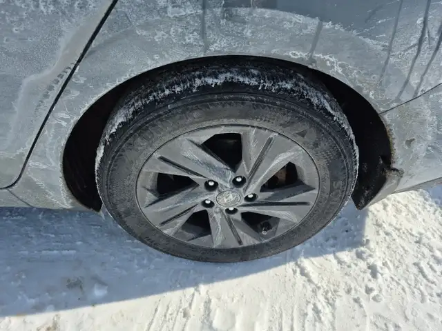 2022 Hyundai ELANTRA Hybrid - Photo 22