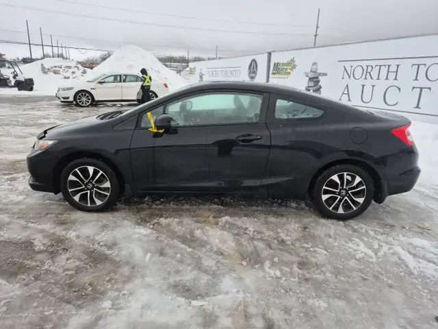 2013 Honda Civic - Photo 2