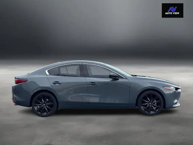 2023 Mazda MAZDA3 GT Auto FWD ONE OWNER - Photo 5