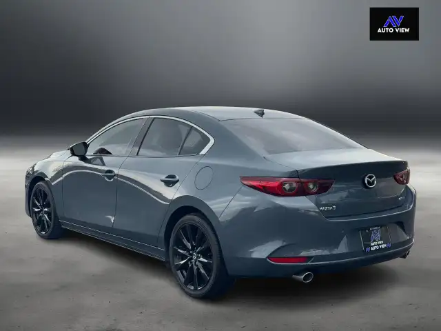 2023 Mazda MAZDA3 GT Auto FWD ONE OWNER - Photo 8
