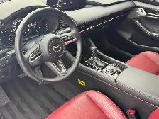 2023 Mazda MAZDA3 GT Auto FWD ONE OWNER - Photo 19