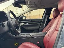 2023 Mazda MAZDA3 GT Auto FWD ONE OWNER - Photo 29