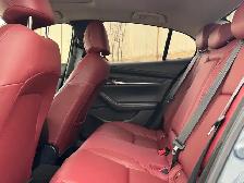 2023 Mazda MAZDA3 GT Auto FWD ONE OWNER - Photo 31