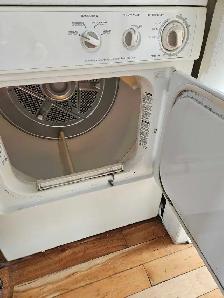 laveuse - sécheuse  frontal
