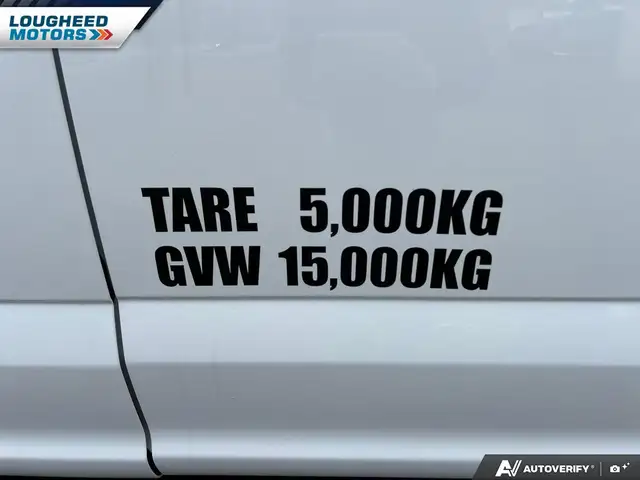 2021 Ford F-550 - Photo 9