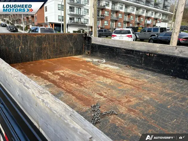 2021 Ford F-550 - Photo 11