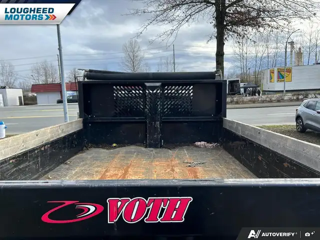 2021 Ford F-550 - Photo 12