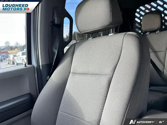 2021 Ford F-550 - Photo 20