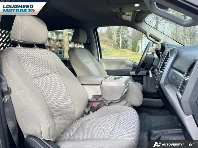 2021 Ford F-550 - Photo 22