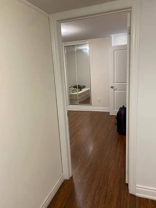 Basement room for rent - Photo 5