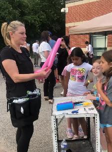 Face painting, balloon twisting, Cotton candy, Magic show and… - Photo 5