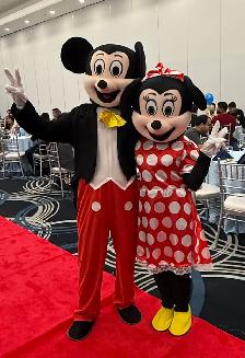 Face painting, balloon twisting, Cotton candy, Magic show and… - Photo 7