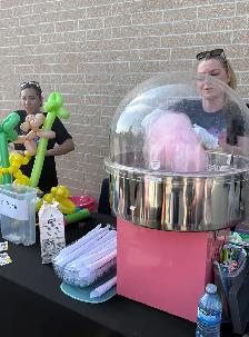 Face painting, balloon twisting, Cotton candy, Magic show and… - Photo 10