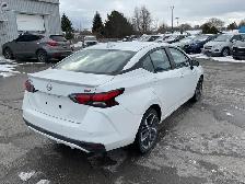 2024 Nissan Versa SR - Photo 3