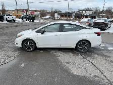 2024 Nissan Versa SR - Photo 6
