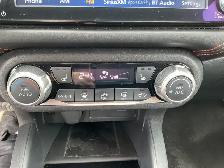 2024 Nissan Versa SR - Photo 26