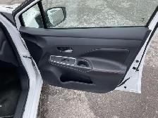 2024 Nissan Versa SR - Photo 32