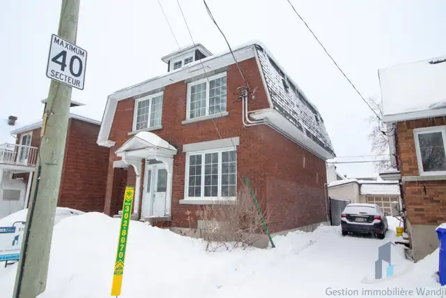 Appartement à louer - 291 rue Notre-Dame-de-l'Île #1 - Photo 2