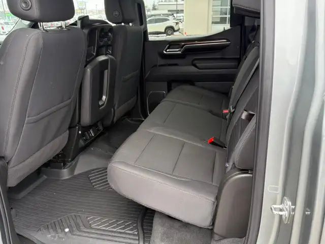 2024 Chevrolet Silverado 1500 RST One Owner, Low % Rates Avai... - Photo 9