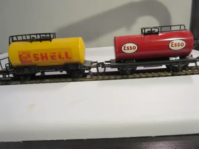 HO Scale German Model Train Cars