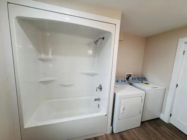 Brand new 2-bedroom apartment with water-view & private balcony - Photo 9