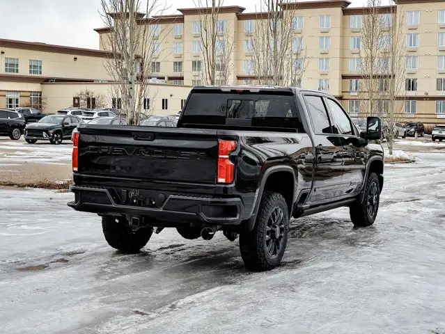 2026 Chevrolet Silverado 3500HD High Country - Photo 13