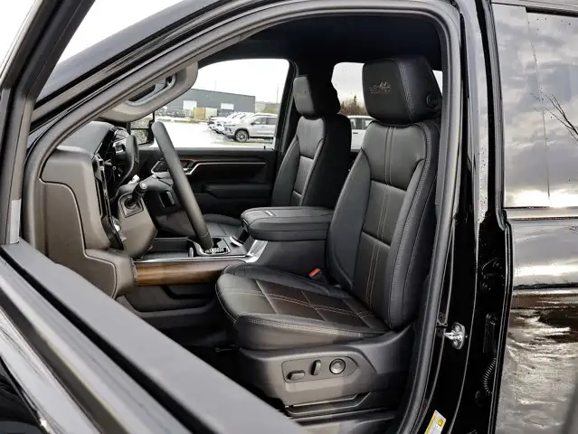 2026 Chevrolet Silverado 3500HD High Country - Photo 16