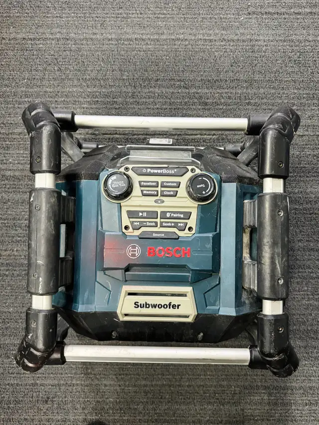 Bosch PB360C Power Box Jobsite AM/FM Radio