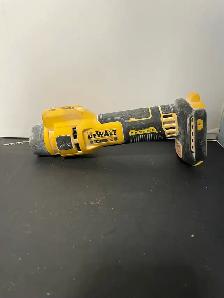 DEWALT CORDLESS CUT-OUT TOOL DCE555