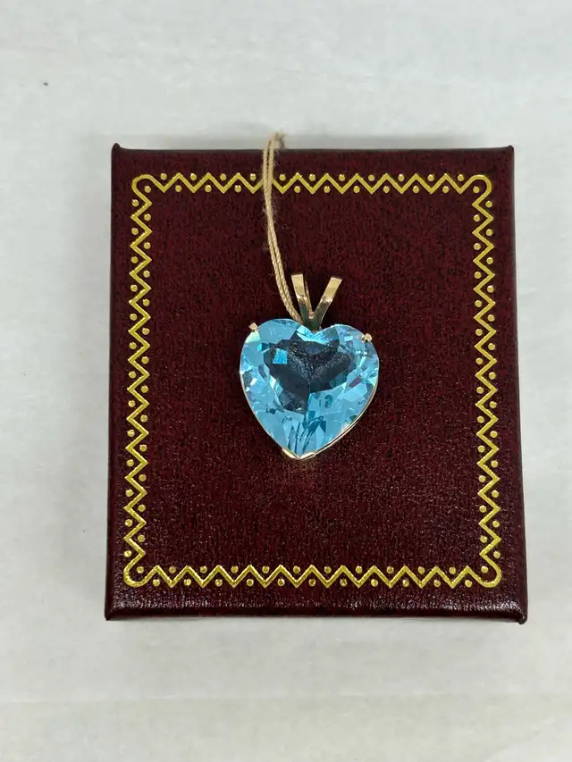 BLUE TOPAZ COLLECTION - Photo 2