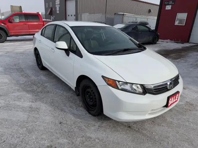 2012 Honda Civic Sdn LX Brand New Safety Private Sale only139km - Photo 4