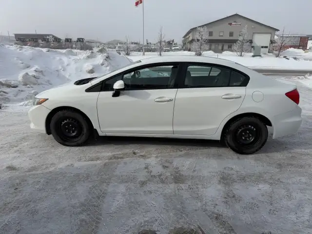 2012 Honda Civic Sdn LX Brand New Safety Private Sale only139km - Photo 5