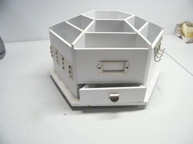 rangement pour artisanat