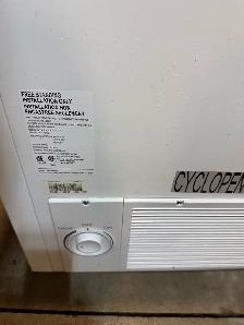 NICE FRIGIDAIRE CHEST FR - Photo 4