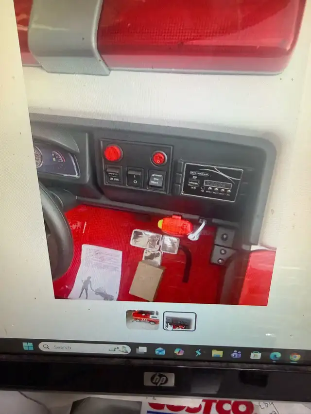 BRAND NEW POWER WHEELS FIRETRUCK - Photo 2